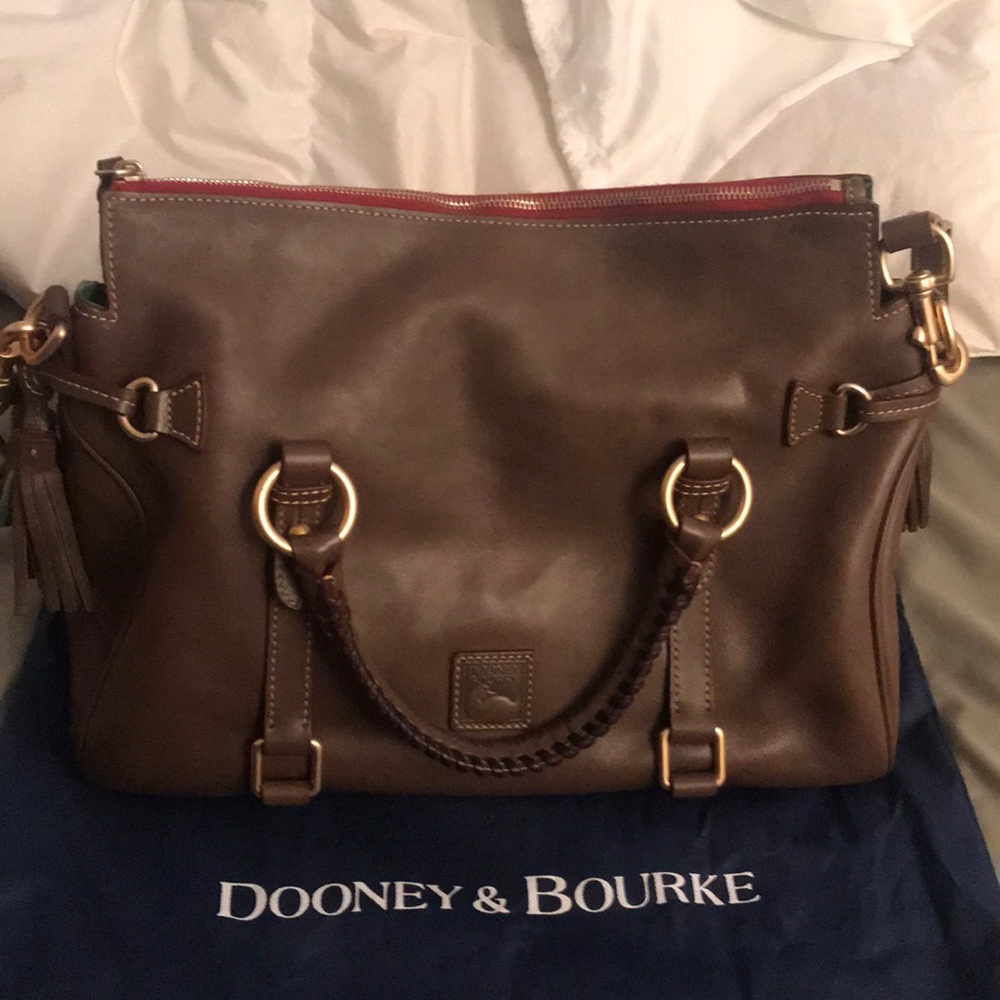 DOONEY FLORENTINE MEDIUM SATCHEL IN ELEPHANT